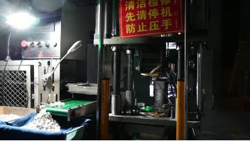 Hot Pressing for Ceramic Components