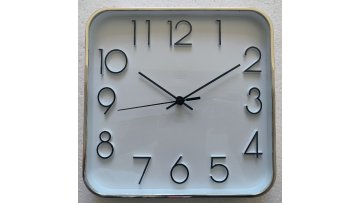 LIGHTNING IN LUXE: 10