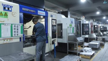 Custom Hot Sales Aluminum Liquid Cold Plate for 1500W Laser cooling system1