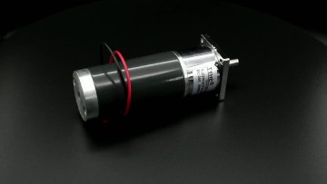 CE ROHS Compliant 37mm PMDC Brush Micro DC Gear Motor 170 rpm 20W 20kgfcm1