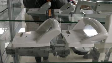 Nitrogen gas assisted plastic mold solve the wall thickness for Medical drill push handle Hollow injection molding1