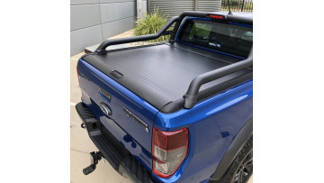 Custom fit retractable tonneau cover