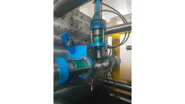 Shenzhou 380ton PVC Pet Elbow Bend Tube Pipe Fitting Plastic Injection Molding Machines for Sale1
