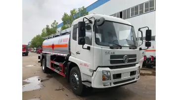 Premium Quality Dongfeng 4X2 11.9cbm Fuel Transport Tanker Truck1