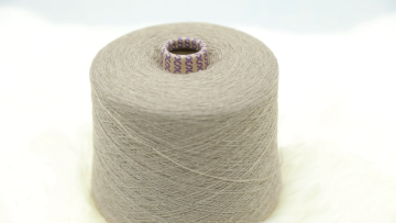Professional Manufacture Promotion Price 100% Cashmere Yarn For Knitting Garment1