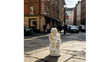 Classical Sculpture in a Modern City
