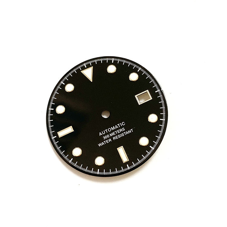 dive watch dial 
