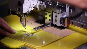 sewing machine with side feeding device CC-2210G.mp4