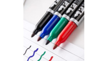 Jumbo Oil-Based Permanent Marker with Quick Drying and Customization1