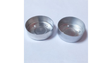 Aluminum cups for tealight candle