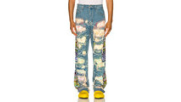 Streetwear Casual Hip Hop Loose Straight Stacked Distressed Denim Jeans For Men1
