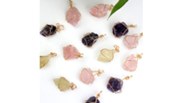 Metal Set With Natural Crystal Rough Stone Pendant Amethyst Pendant1