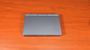 8 inches lPS touchscreenHD details can be seen