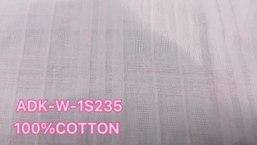 2021 Factory price textile wholesale Woven 100% cotton jacquard fabric for woman shirt dress1