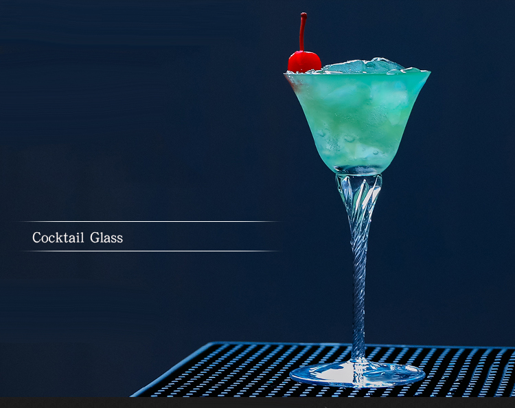 Free Shipping 4PCS 110ml Cocktail Glasses Martini Glass Set Of 4 1 order