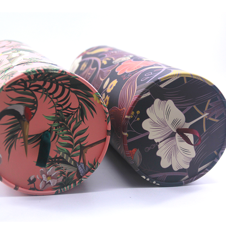 Printed paper tube candle packaging