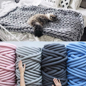 Hand-knitting with 500 grams of ultra-thick large yarn DIY arm knitting roving blanket spinning yarnHand-knitting withknitting y