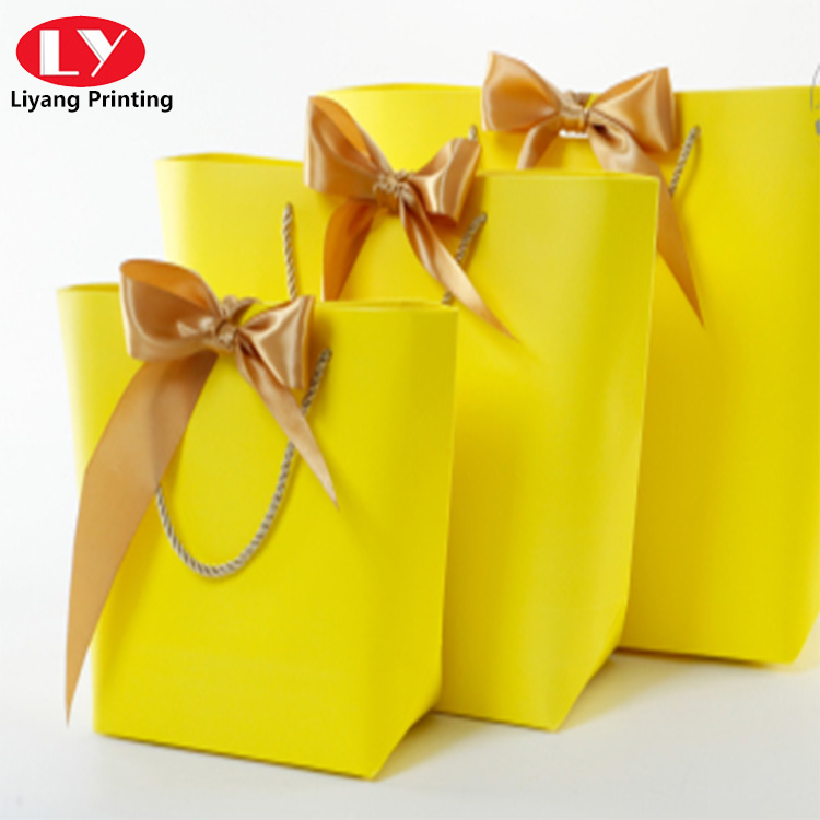 Hand Gift Bags