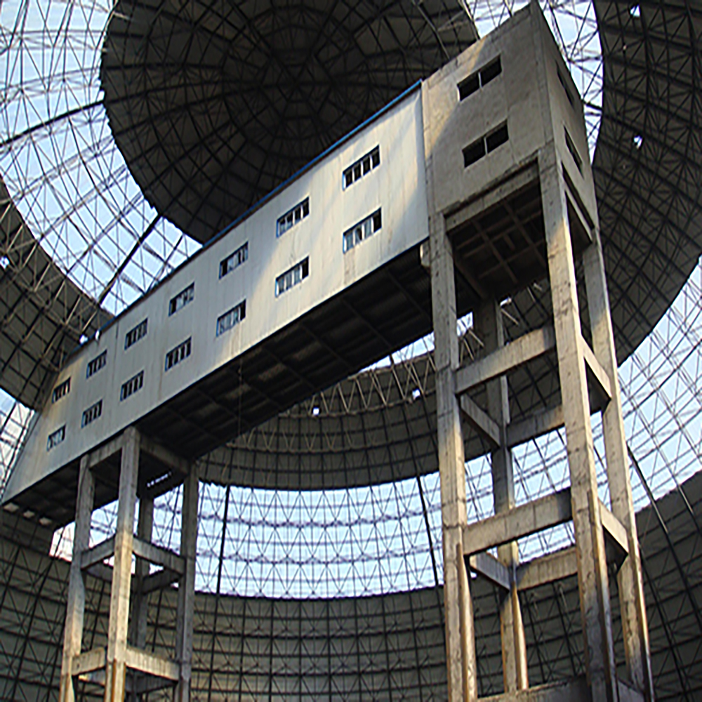 Highly space-efficient round yard