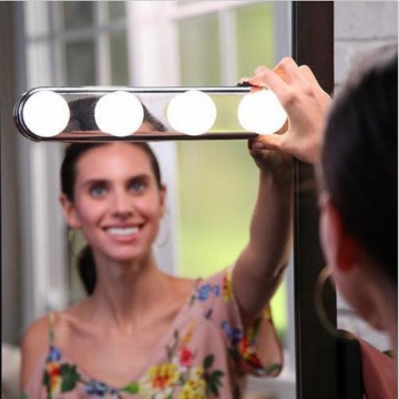 4 Bulb Led Makeup Mirror Light Suction Cup Installation Dressing Table Vanity Light Bathroom Wall Lamp Battery Powered