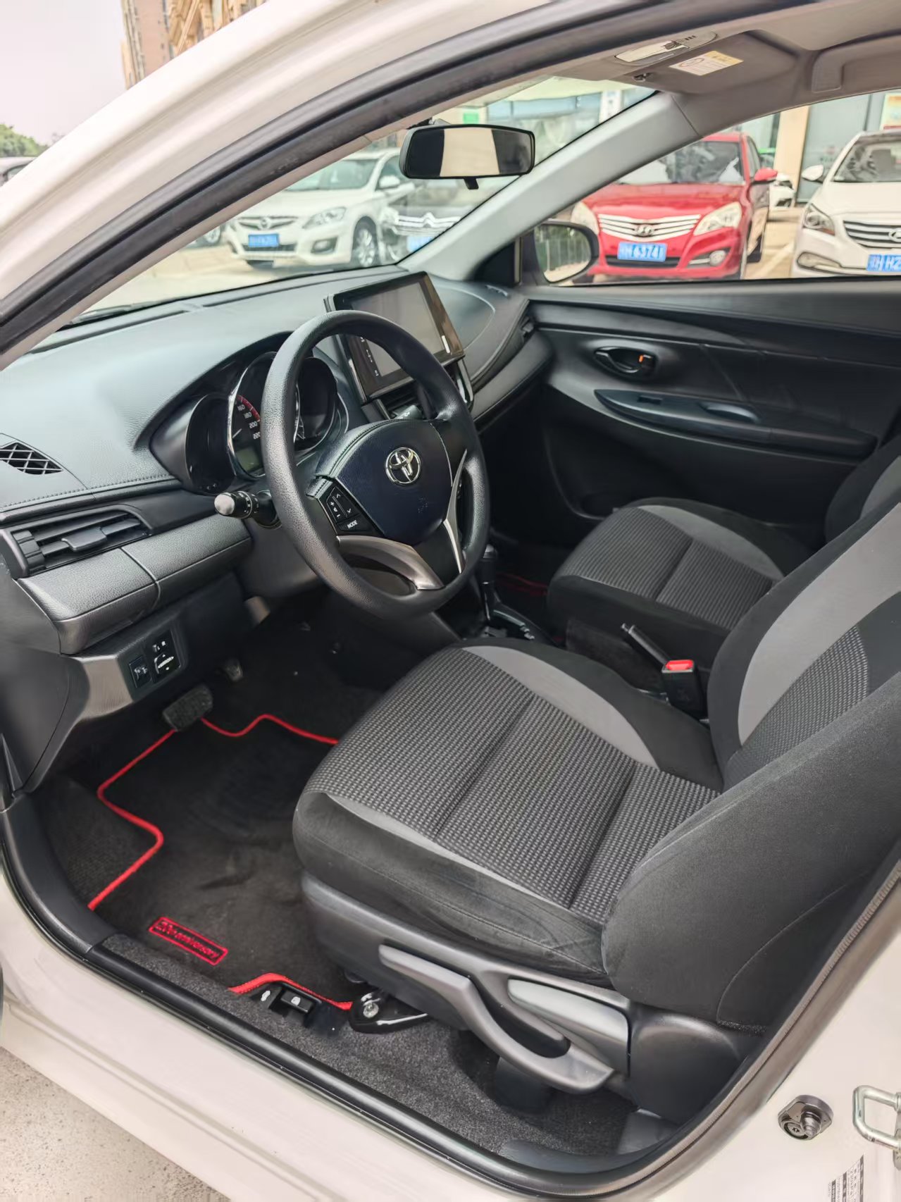 Toyota Vios (13)