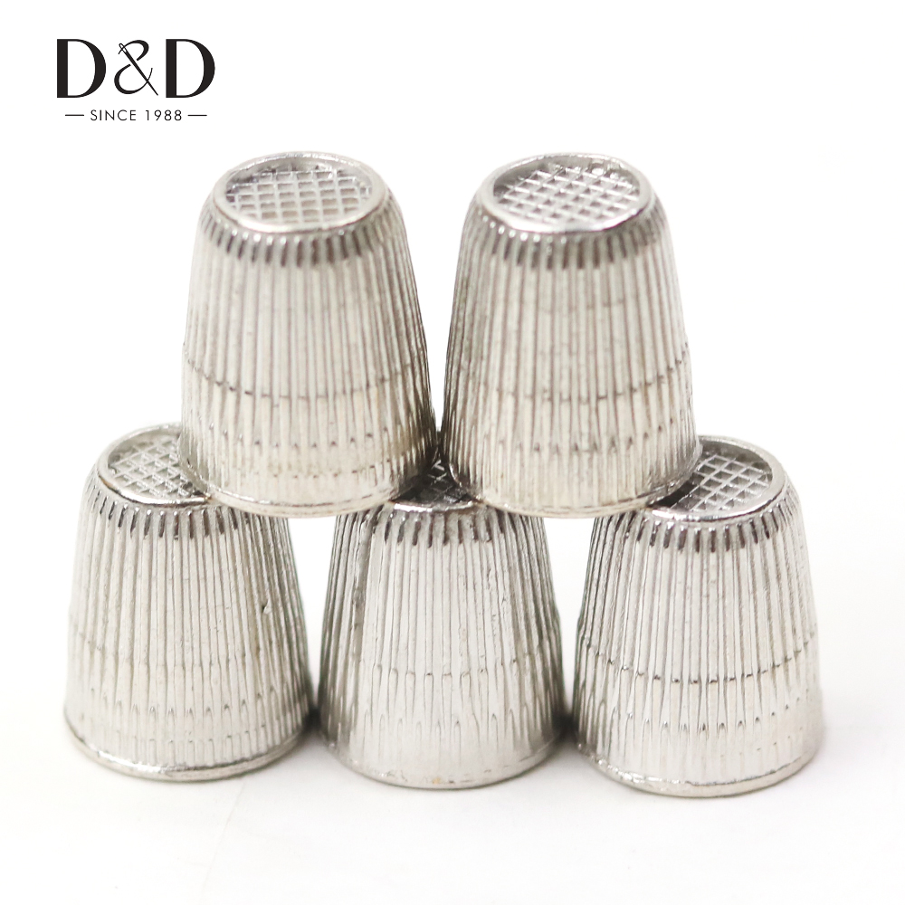 D&D New 1pcs/Pack Metal Sewing Thimble Needles Cap Shape Finger Protector DIY Needlework Sewing Tools Accessories