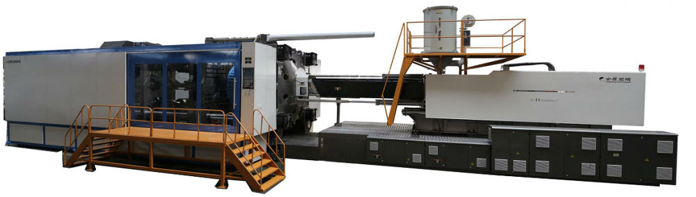 Pallet injection moulding machine