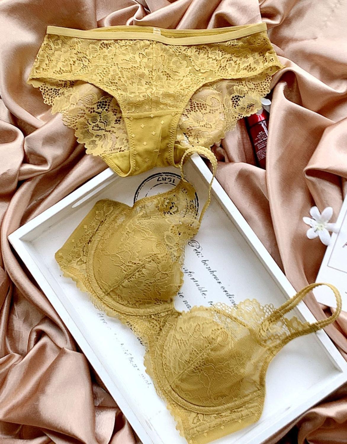 HONVIEY New Lingerie Set Full Lace Yellow Underwear Thin Comfortable Bra Set Gathered Beautiful Embroidered Bra & Brief Sets