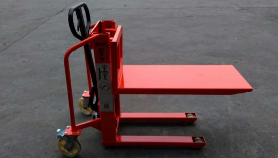 Hand Hydraulic Stacker