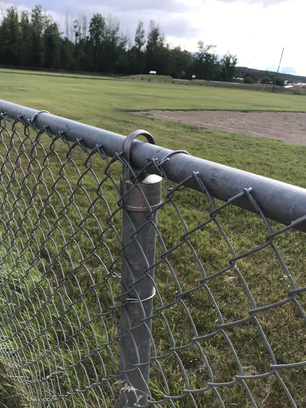 chain link fence (10)