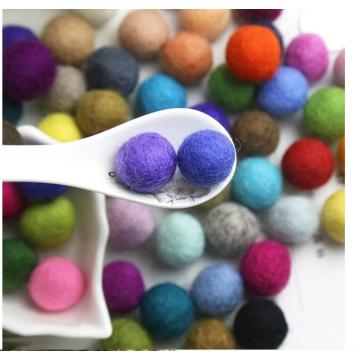 50Pcs/lot 100% Wool Felt Balls Round Balls Of Wool Pom Poms Colurful 15MM DIY Handmade Craft Supplies Room Decor Home Decoration