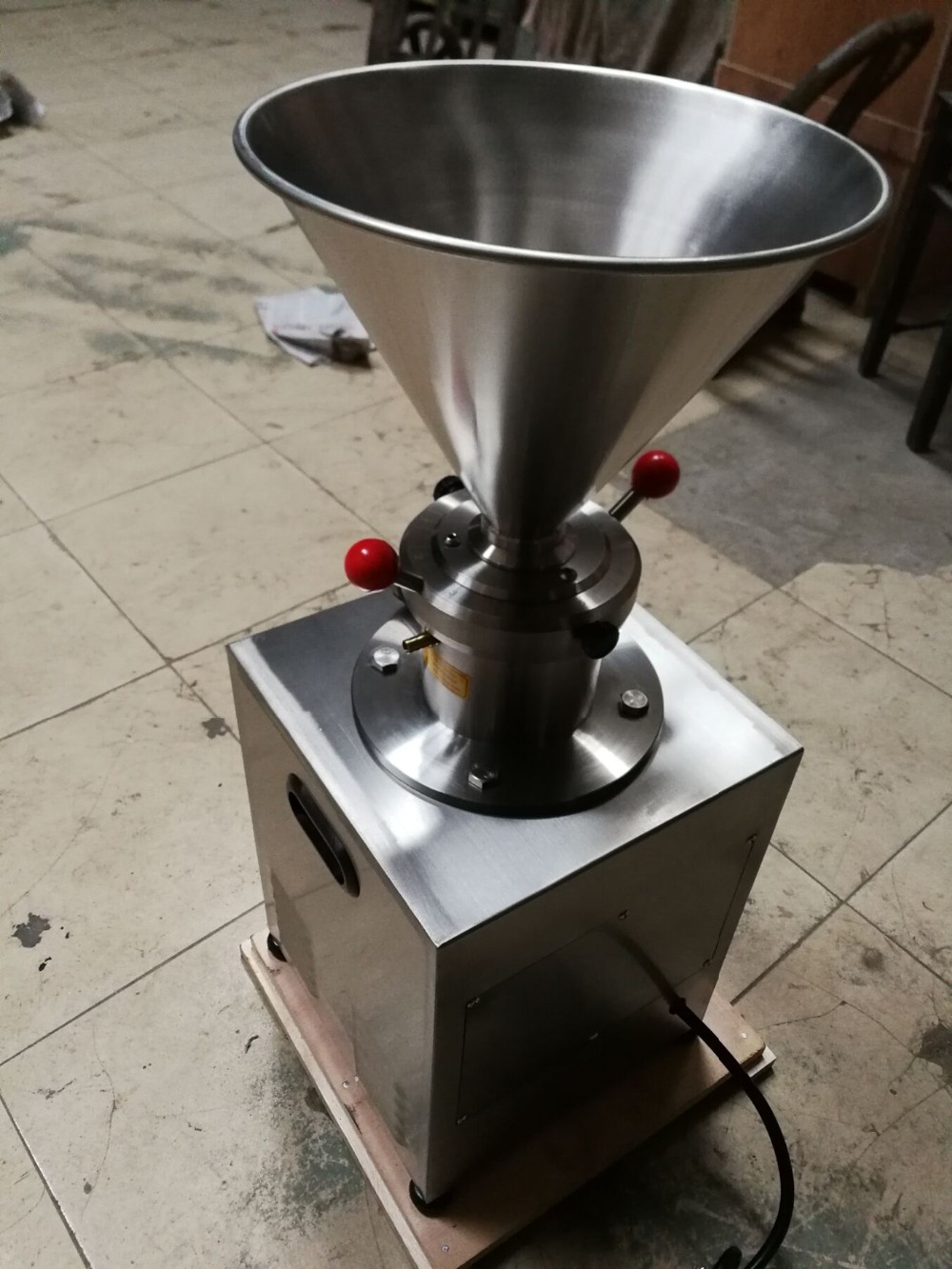 Stainless Steel Peanut Butter Machine Multifunctional Colloid Mill Sesame Paste Cashew Nuts Almond Nut Grinder Food Processor