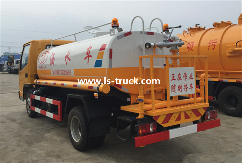 water tank truck 44