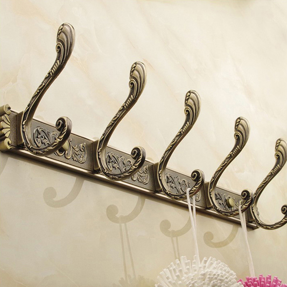 2020 Luxury Robe Hanging Hook Wall Mount Hanger Bathroom Decorative Coat Clothes Rack Hanger Home Accessories