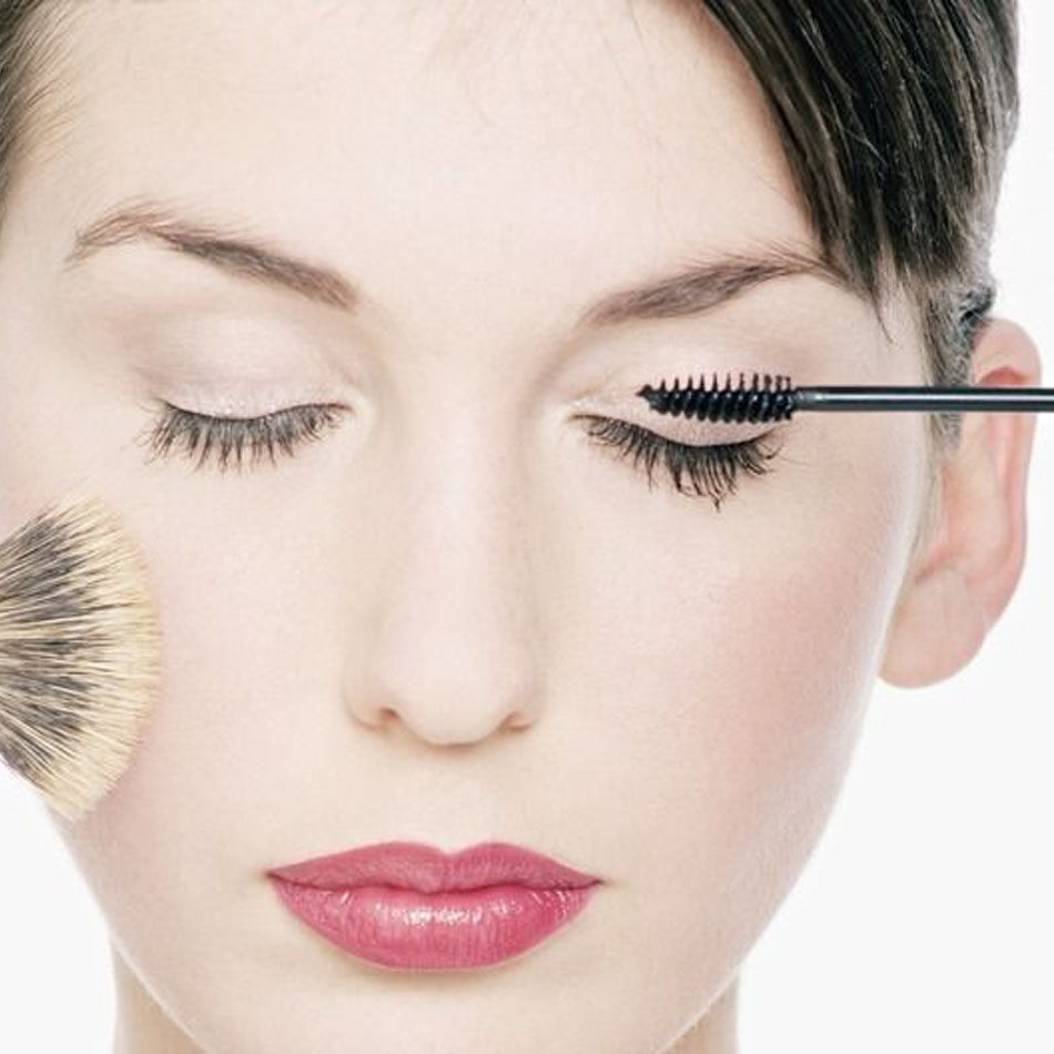 Fadvan 50Pcs/Pack Silicone Brushes Disposable Eyelash Tool Comb Mascara Wands Makeup Brushes Individual Applicator Kit for Eye