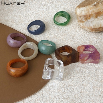 HUANZHI 2020 New Colorful Transparent Acrylic Irregular Marble Pattern Ring Resin Tortoise Rings for Women Girls Jewelry