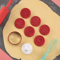 6Pcs/set Christmas Biscuit Mould Cutter Cookie Stamp Fudge Pastry Cookie Mould DIY Kitchen Baking Cake Decorating Bakeware Tools