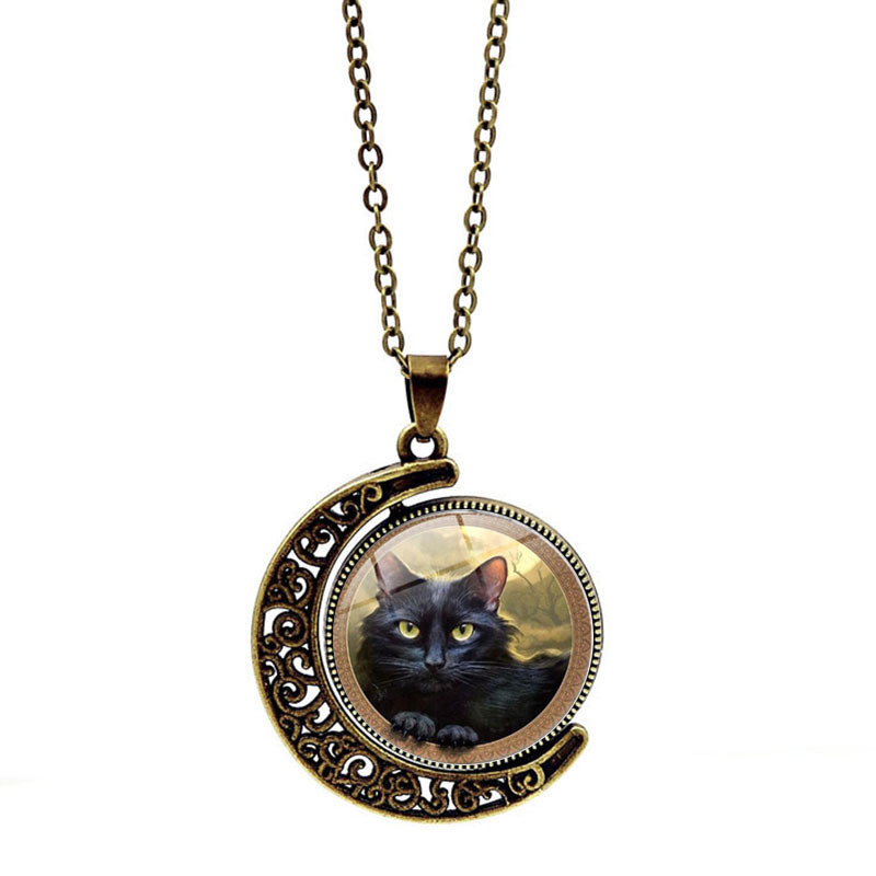 Fashion Moon Glass Dome Double Side Rotate Charm Wolf Whistling Month Jewelry Pendant Necklace Women Clavicle chain Accesories
