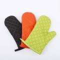 1 Pair Microwave Oven Gloves Insulation Silicone Oven Mitts Non-Slip Kitchen BBQ Cooking Gloves Bakeware Cake Tool