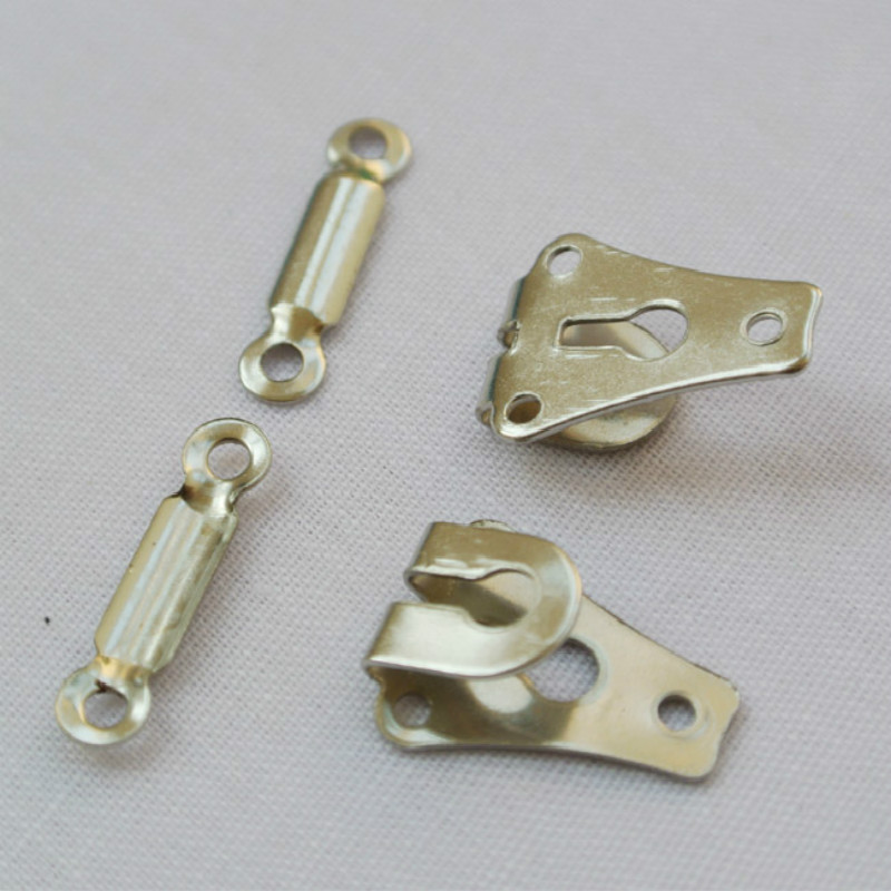 2 Sets Garment Hook and Eye Metal Alloy Clothing Accessories Pants Skirts Buckle DIY Trousers Dress Hook About 1.5 cm x 1.9 cm