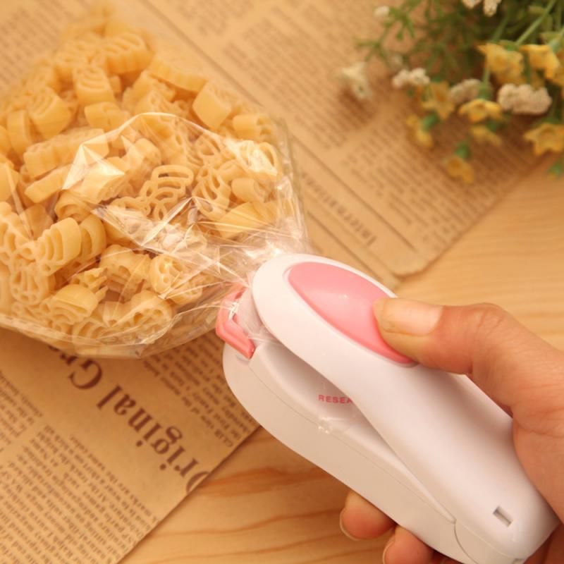 1pcs Mini Portable Heat Sealer Plastic Bags Storage Package Sealing Machine Capper Saver for Food Snack Kitchen Accessories