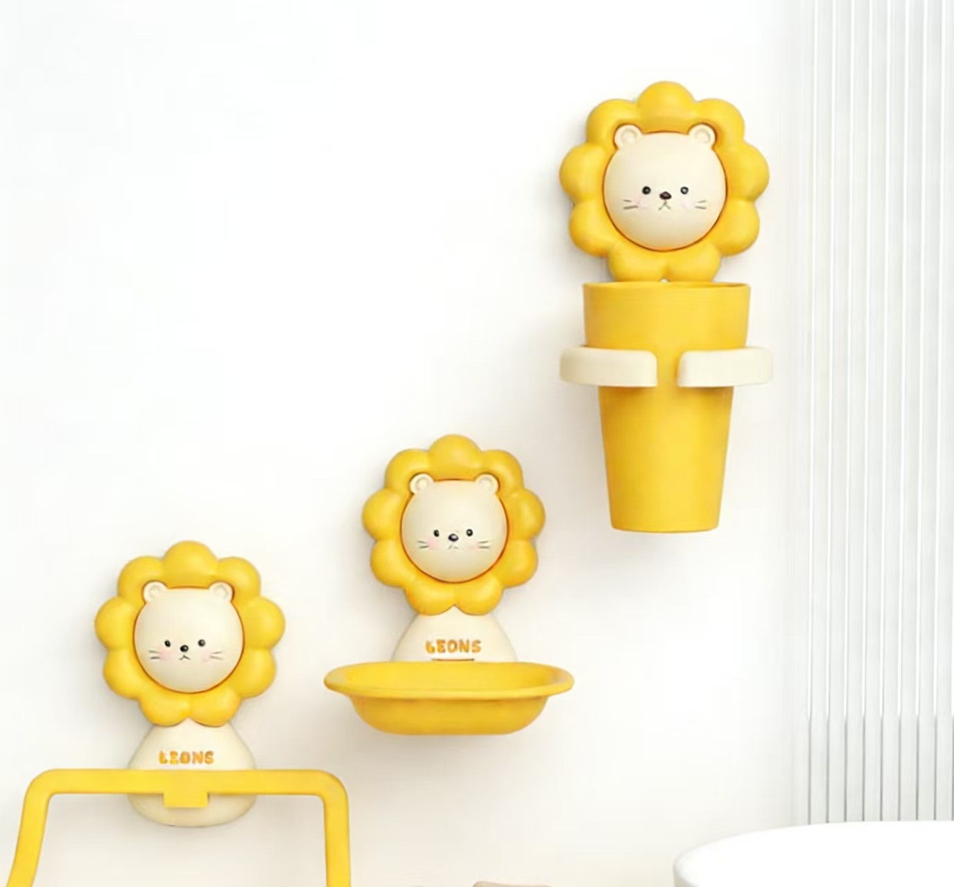 Wall-Mounted Wash Set – Lion Style (3-Piece)