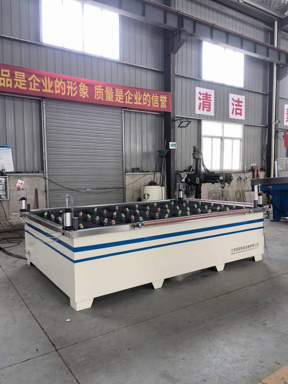Roller water tank