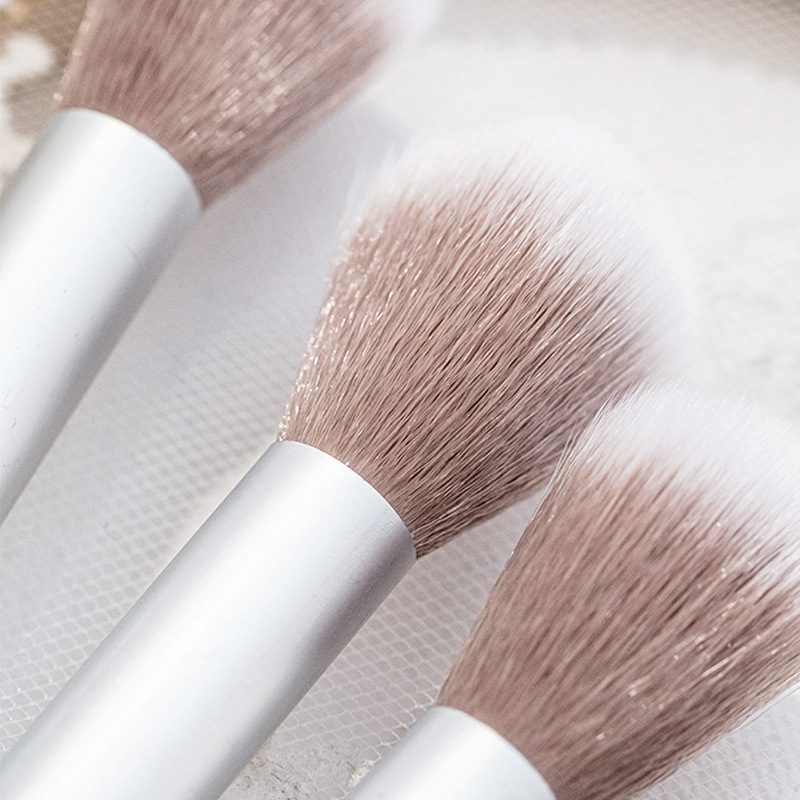 1pcs Portable face makeup makeup brushs white artificial fiber hair highlight brush blush powder brush beauty makeup tool