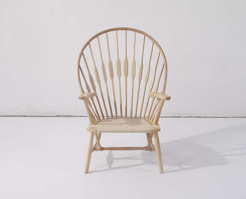 Wegner_PP550_Peacock_chair