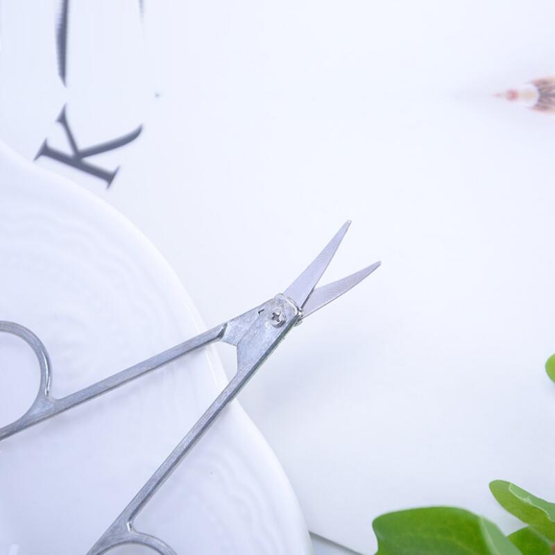1pc Professional Eyebrow Scissor Manicure Scissors Nails Cuticle Scissors Curved Pedicure Dead Skin Remover Makeup Tools