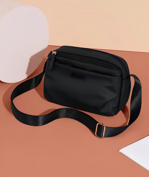 2025 Lightweight Crossbody Single-Shoulder Bag