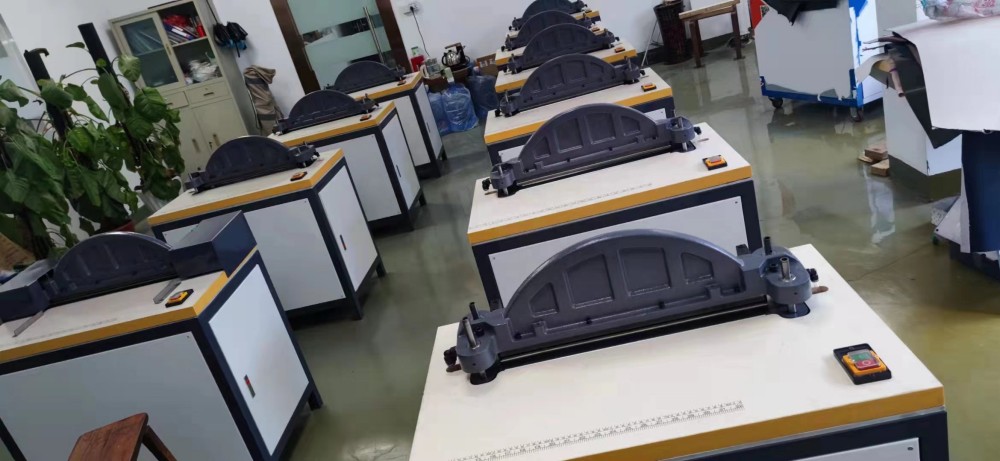 HM-500 Automatic Leather Upholstery Punching Machine Car Seat Making Hole Machine (3)