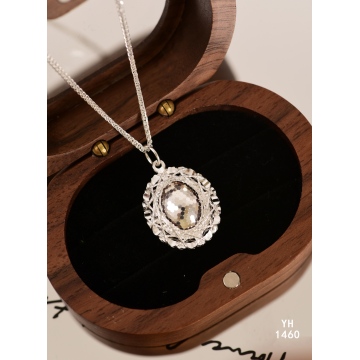 Lattice Moonlight Oval Silver Pendant Necklace