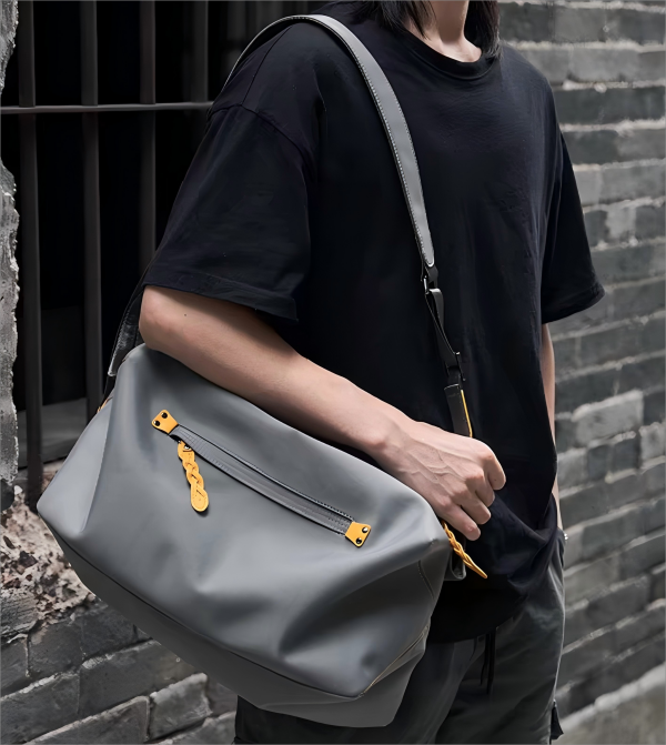 Lightweight Crossbody Single-Shoulder Travel Bag